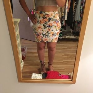 NWT floral mini skirt